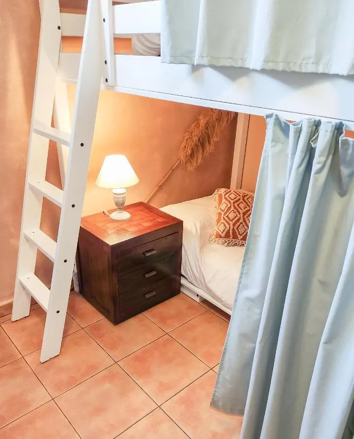 Coco Surfhouse - Coworking Coliving Hotel Corralejo 0*,
