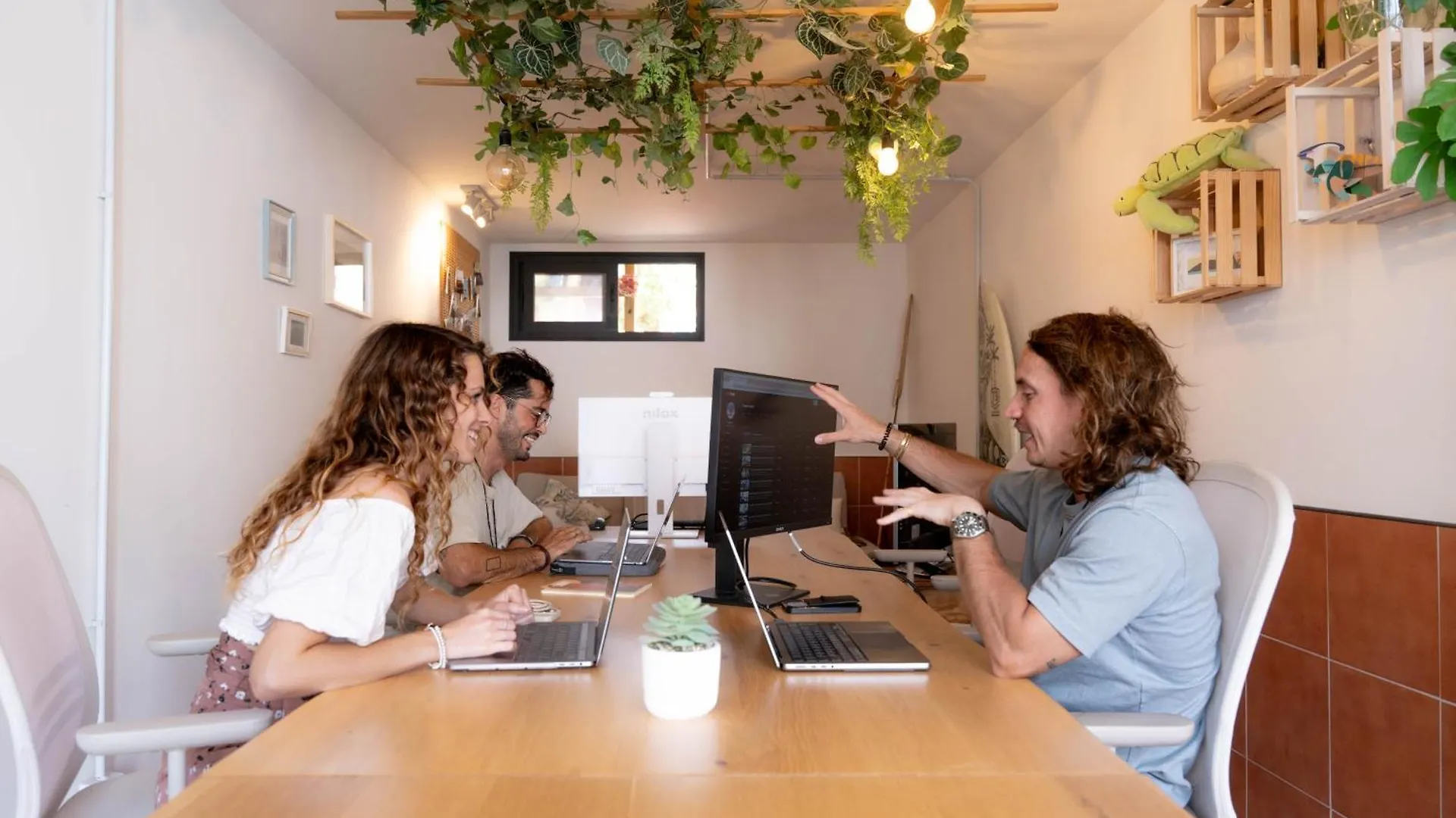 Vendégház Coco Surfhouse - Coworking Coliving Hotel Corralejo