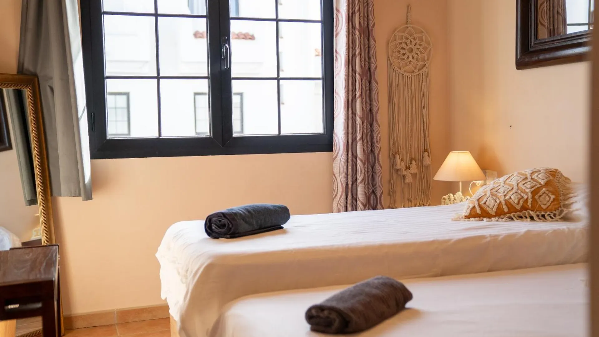 Coco Surfhouse - Coworking Coliving Hotel Corralejo Vendégház